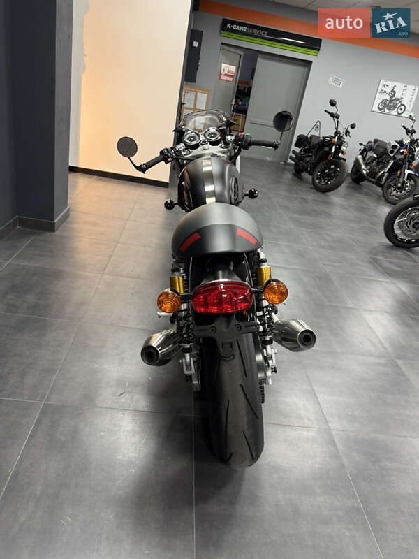 Кафе рейсер Triumph Thruxton 2022 в Києві