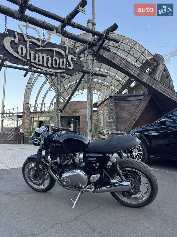 Triumph Thruxton 2016