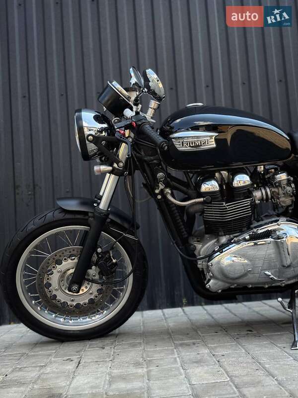Кафе рейсер Triumph Thruxton 2005 в Одесі