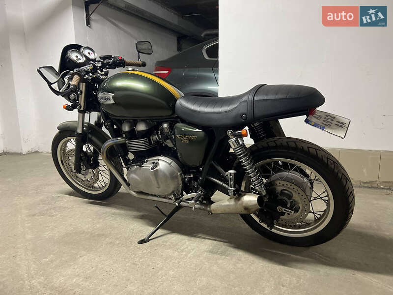 Кафе рейсер Triumph Thruxton 2014 в Киеве