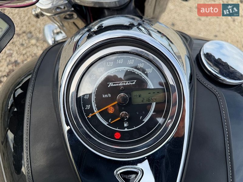 Боббер Triumph Thunderbird 1700 2015 в Бродах