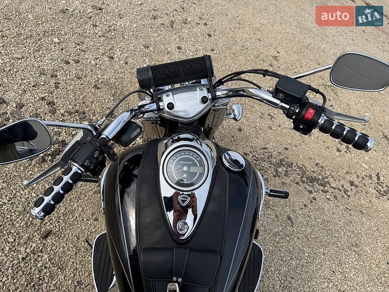 Боббер Triumph Thunderbird 1700 2015 в Бродах