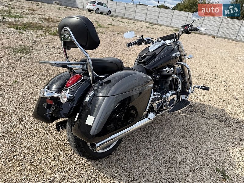 Боббер Triumph Thunderbird 1700 2015 в Бродах