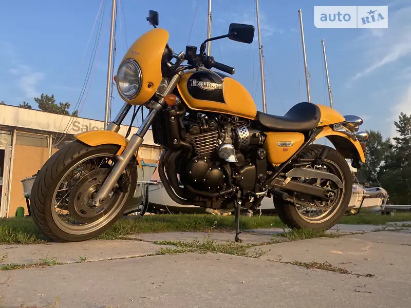 Triumph Thunderbird 900 1999