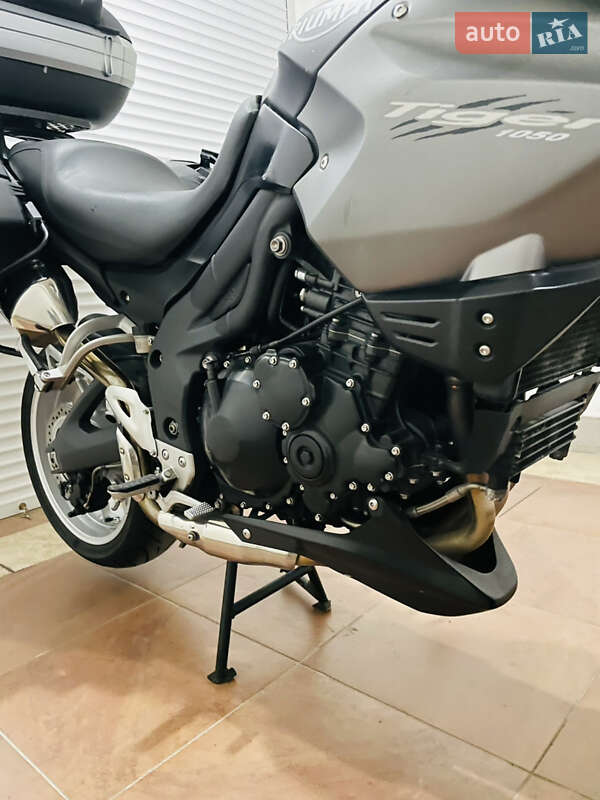 Мотоцикл Многоцелевой (All-round) Triumph Tiger 2010 в Киеве