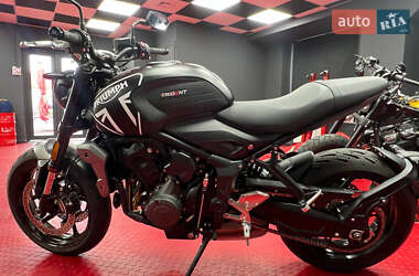 Мотоцикл Без обтекателей (Naked bike) Triumph Trident 2022 в 