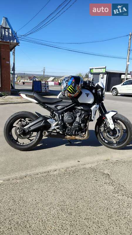 Мотоцикл Без обтекателей (Naked bike) Triumph Trident 2021 в Коломаке фото 4 Мотоцикл Без обтекателей (Naked bike) Triumph Trident 2021 в Коломаке