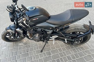 Мотоцикл Без обтікачів (Naked bike) Triumph Trident 2023 в Одесі фото 4 Мотоцикл Без обтікачів (Naked bike) Triumph Trident 2023 в Одесі