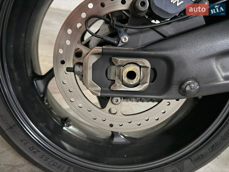 Мотоцикл Без обтекателей (Naked bike) Triumph Trident 2023 в Днепре фото 6 Мотоцикл Без обтекателей (Naked bike) Triumph Trident 2023 в Днепре