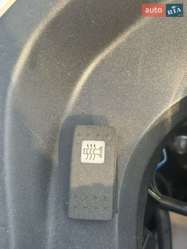 Мотоцикл Спорт-туризм Triumph Triple 2014 в Вараше фото 11 Мотоцикл Спорт-туризм Triumph Triple 2014 в Вараше