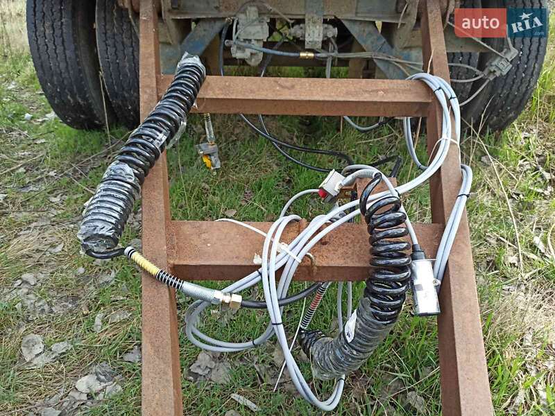 Зерновоз - причіп Trouillet RT 1994 в Ізмаїлі