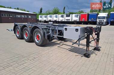 Цистерна полуприцеп Turbud T-H-C31 2002 в Черкассах