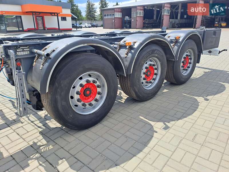 Цистерна напівпричіп Turbud T-H-C31 2002 в Черкасах