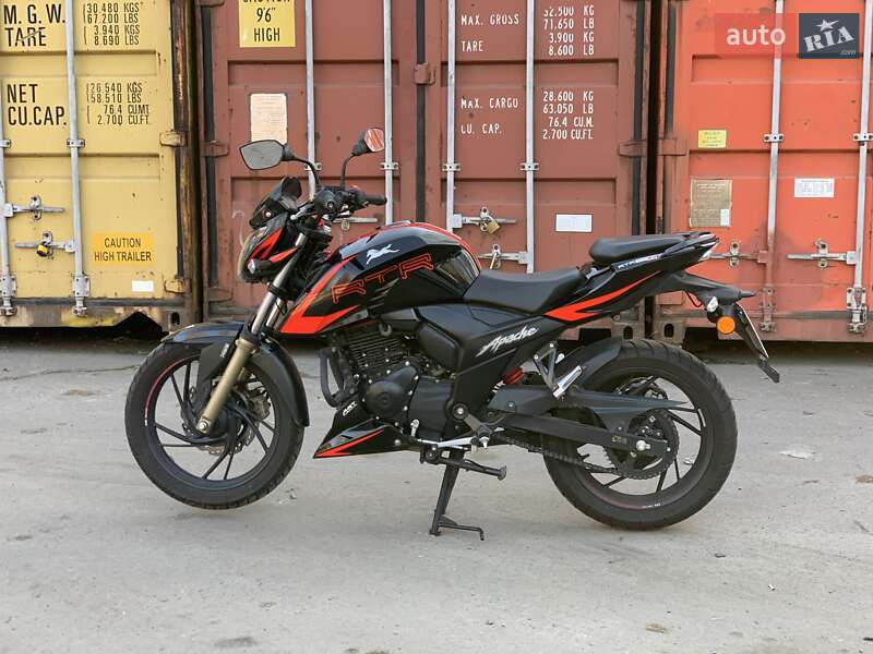 Мотоцикл Классік TVS Apache RTR 200 2021 в 