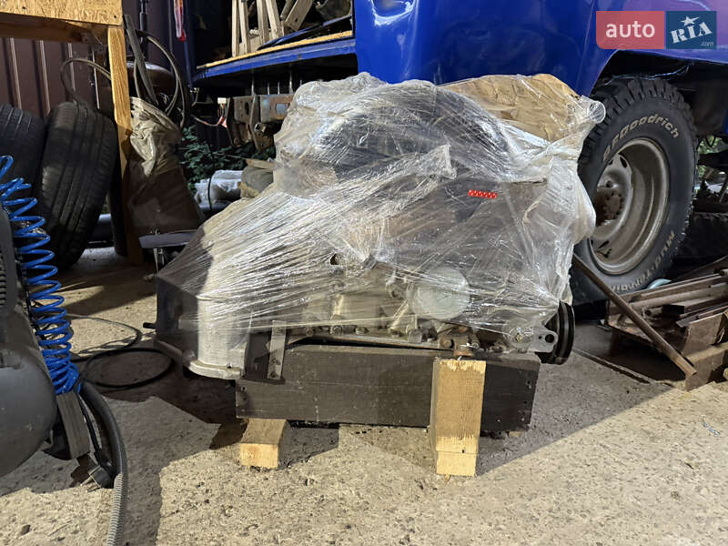 Позашляховик / Кросовер УАЗ 2206 пасс. 1998 в Києві