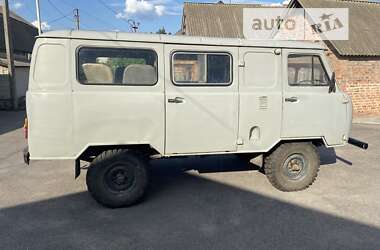 Внедорожник / Кроссовер УАЗ 2206 2002 в 