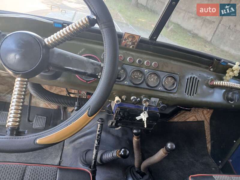 Седан УАЗ 31512 1990 в Рівному