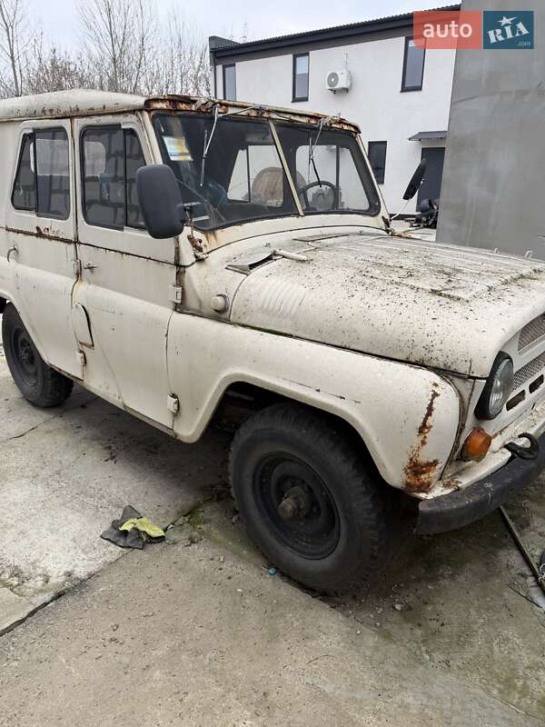 Внедорожник / Кроссовер УАЗ 31512 1986 в Киеве