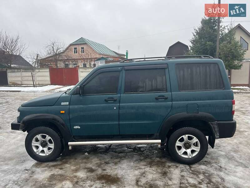 Внедорожник / Кроссовер УАЗ 3160/3162 2004 в Харькове