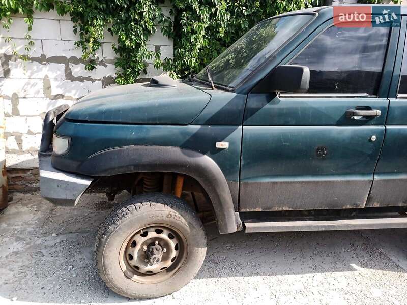 Внедорожник / Кроссовер УАЗ 3162 Симбир 2004 в Кропивницком