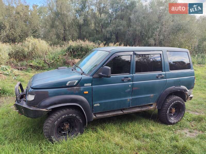 Внедорожник / Кроссовер УАЗ 3162 Симбир 2004 в 