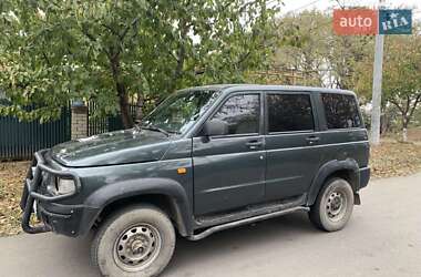 Позашляховик / Кросовер УАЗ 3162 Симбір 2005 в 