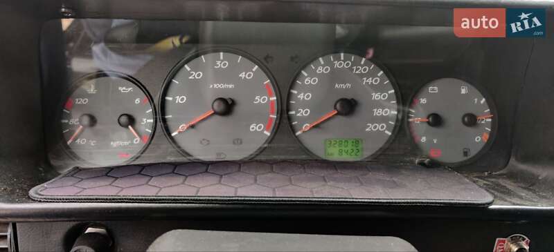 Позашляховик / Кросовер УАЗ 3162 Симбір 2005 в Овідіополі
