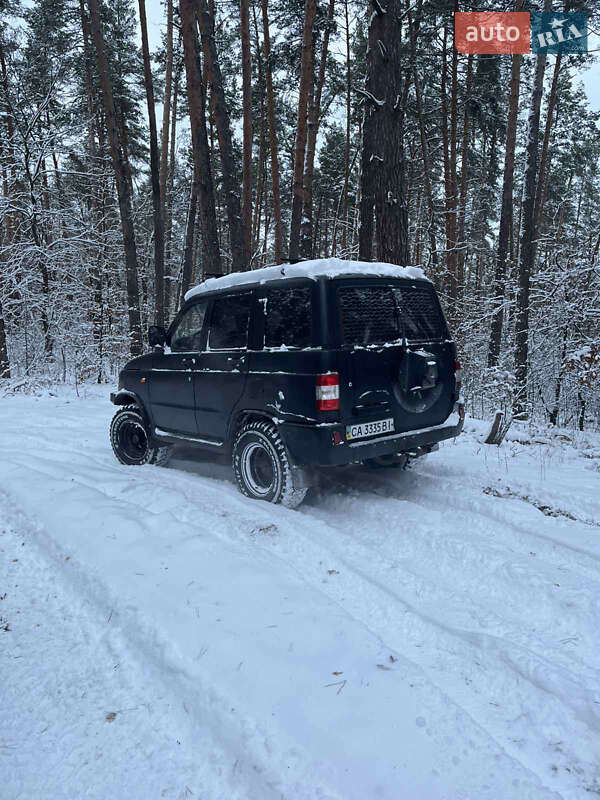 Внедорожник / Кроссовер УАЗ 3162 Симбир 2004 в Черкассах