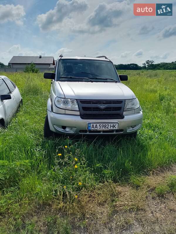 Универсал УАЗ 3163 Patriot 2007 в Счастливом фото 2 Универсал УАЗ 3163 Patriot 2007 в Счастливом