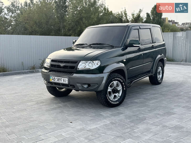 Внедорожник / Кроссовер УАЗ 3163 Patriot 2006 в 