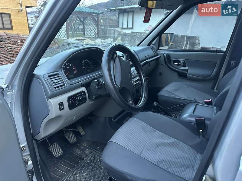 Внедорожник / Кроссовер УАЗ 3163 2005 в Яремче