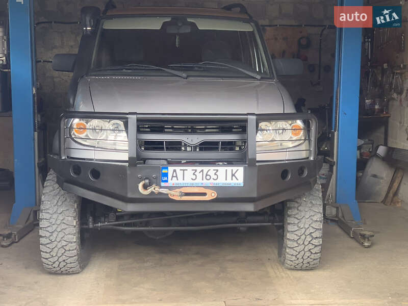 Внедорожник / Кроссовер УАЗ 3163 2005 в Яремче