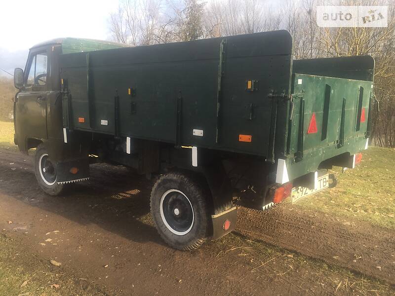 Внедорожник / Кроссовер УАЗ 3303 1990 в Тячеве