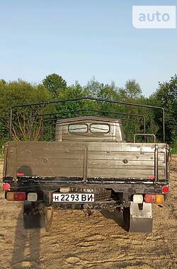 Мінівен УАЗ 3303 1983 в 