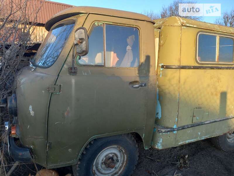 Позашляховик / Кросовер УАЗ 3303 1989 в Рокитному