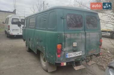 Грузопассажирский фургон УАЗ 3303 2004 в 
