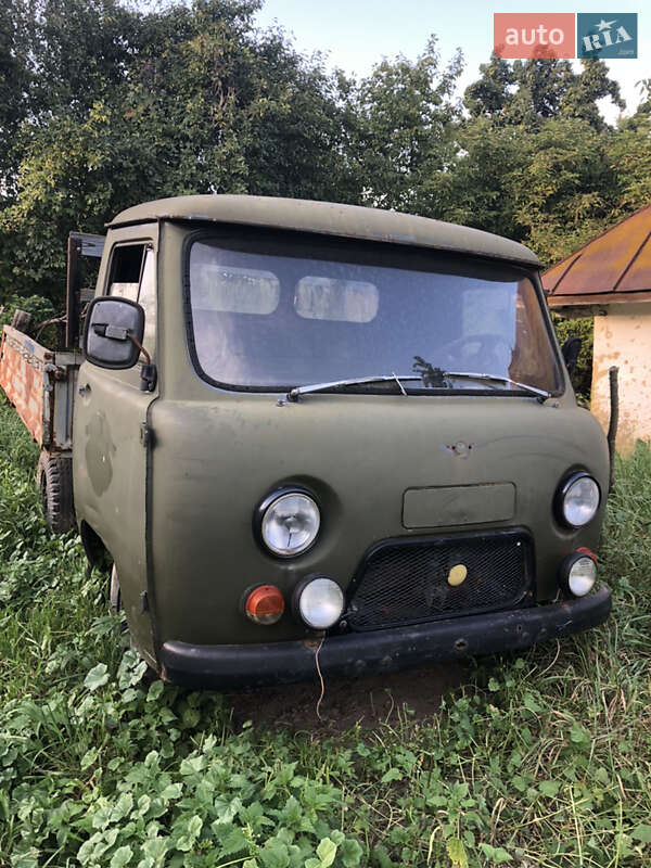 Грузопассажирский фургон УАЗ 3303 1993 в Хмельницком