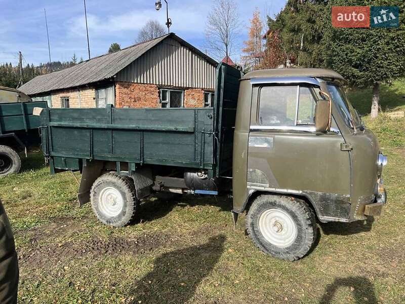 Универсал УАЗ 3303 1990 в Надворной