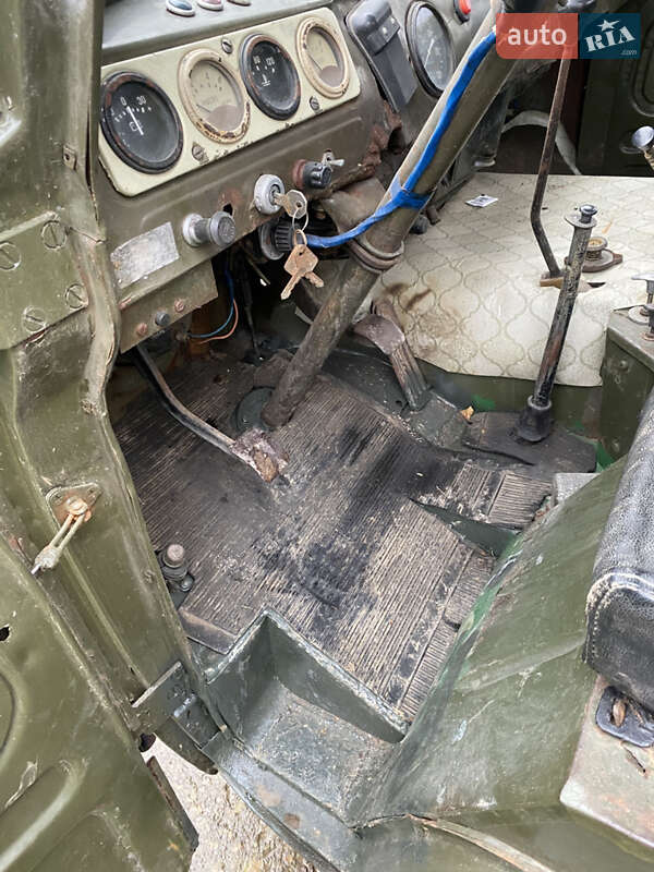 Внедорожник / Кроссовер УАЗ 3303 1992 в Сваляве