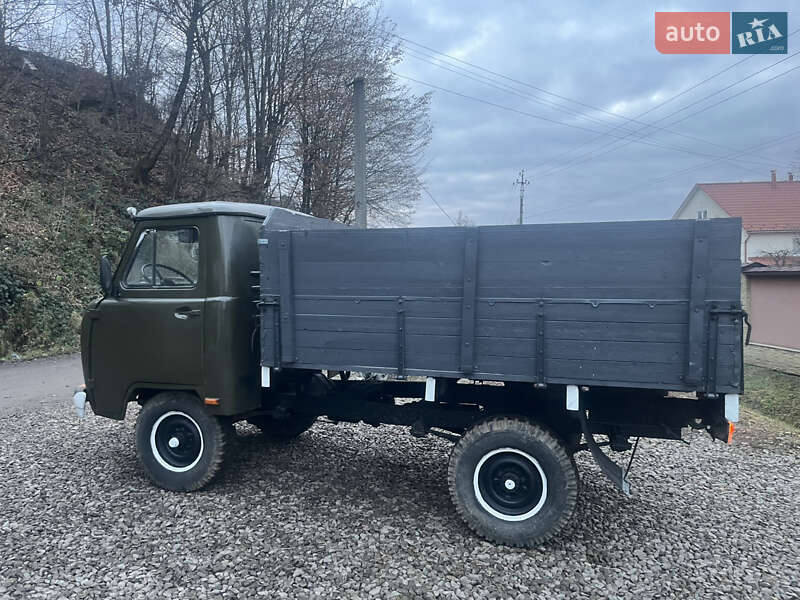 Внедорожник / Кроссовер УАЗ 3303 1985 в Тячеве фото 3 Внедорожник / Кроссовер УАЗ 3303 1985 в Тячеве