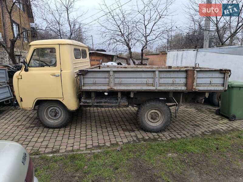 УАЗ 3303 1988 УАЗ 3303 1988