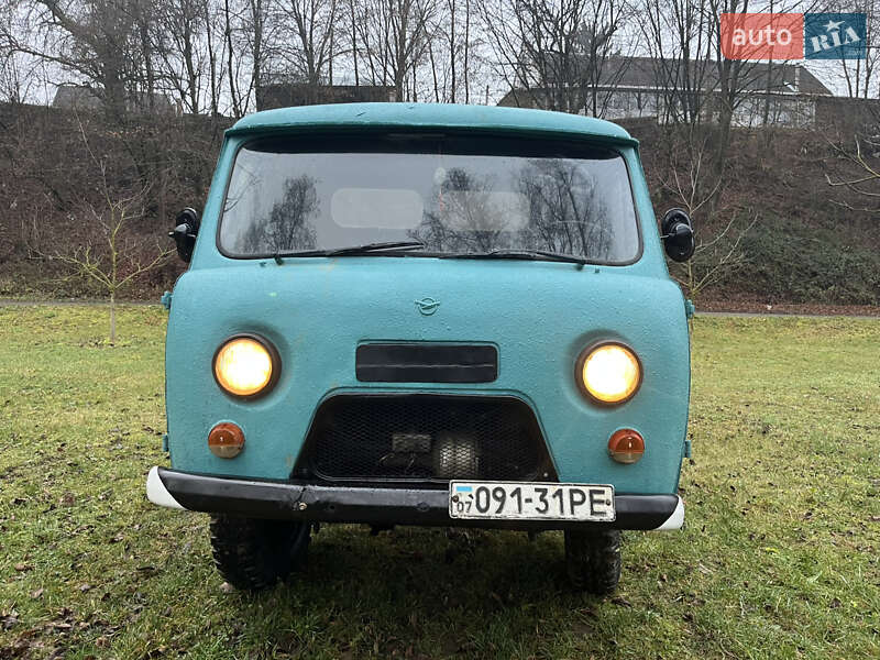 Внедорожник / Кроссовер УАЗ 3303 1988 в Тячеве фото 2 Внедорожник / Кроссовер УАЗ 3303 1988 в Тячеве