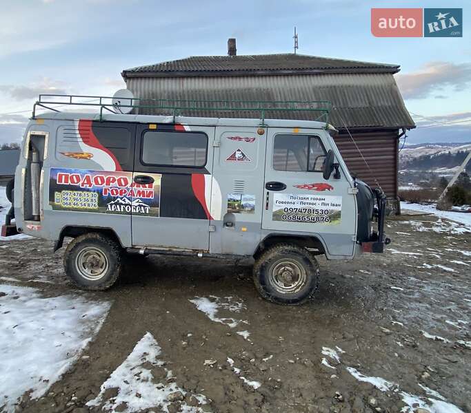 Универсал УАЗ 3741 2007 в Буковеле