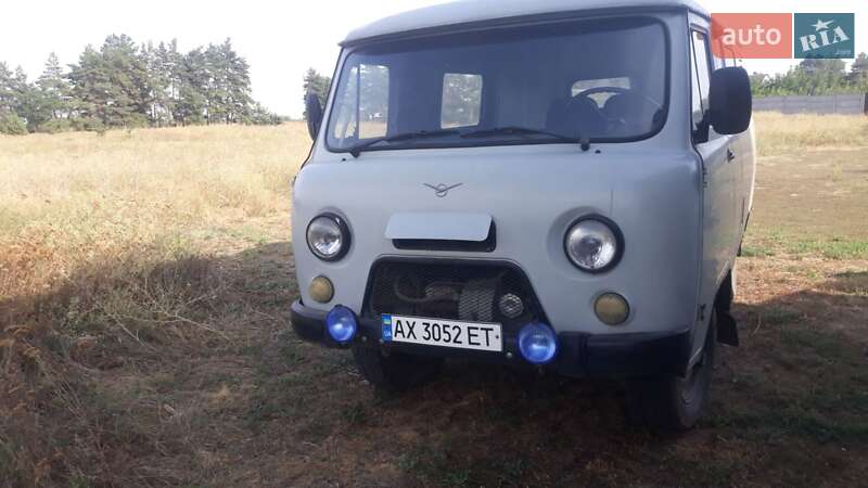 УАЗ 3741 2003
