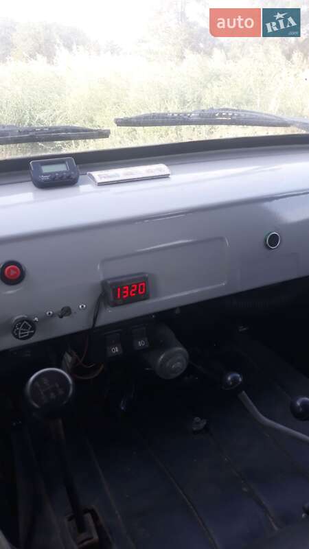 Внедорожник / Кроссовер УАЗ 3741 2003 в Полтаве