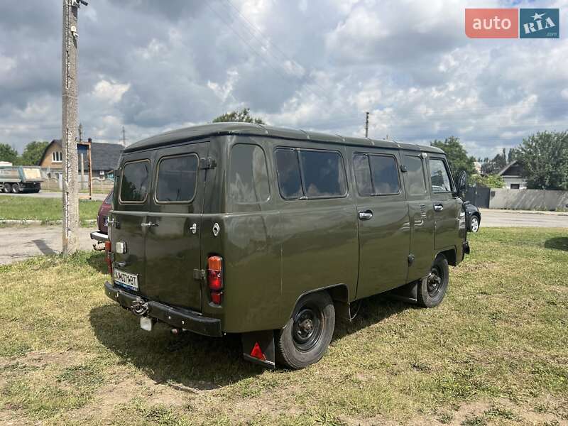 Внедорожник / Кроссовер УАЗ 3741 1987 в Лозовой
