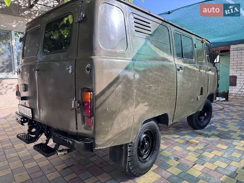 Универсал УАЗ 3741 1988 в Синельниково