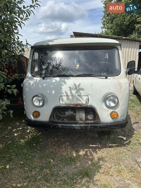 Минивэн УАЗ 3741 2004 в 