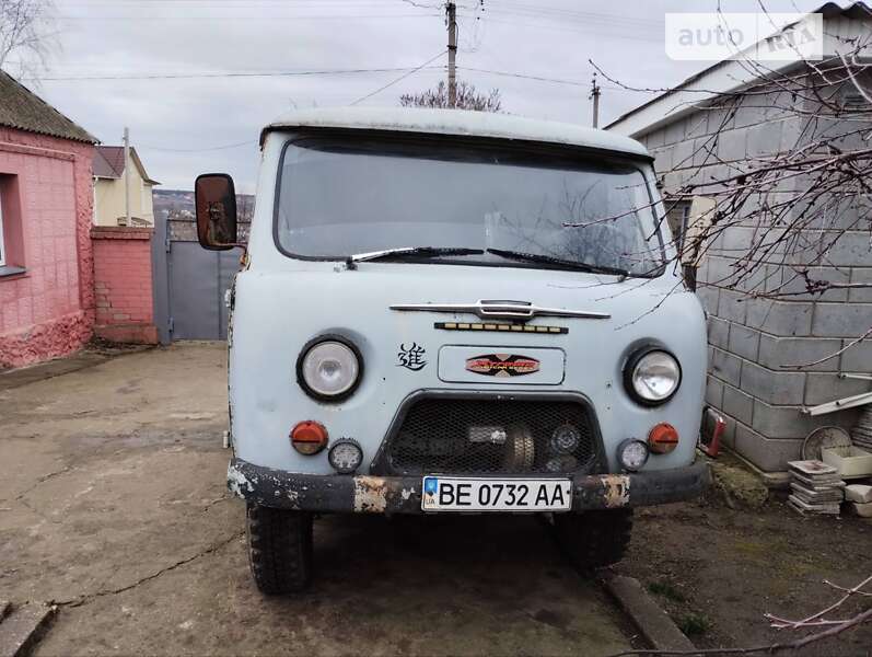 Позашляховик / Кросовер УАЗ 452 1986 в Миколаєві