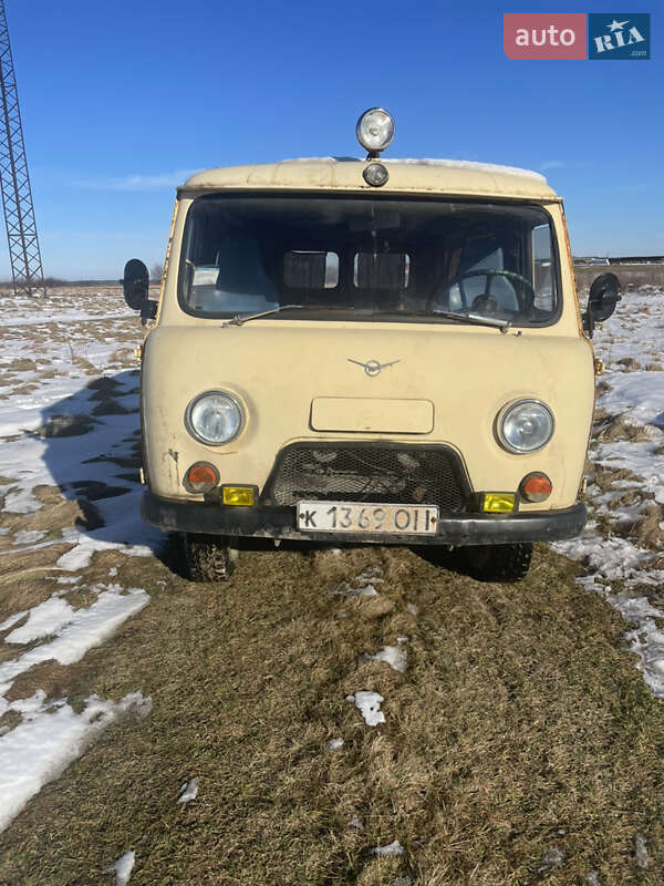 Внедорожник / Кроссовер УАЗ 452 1978 в Бориславе